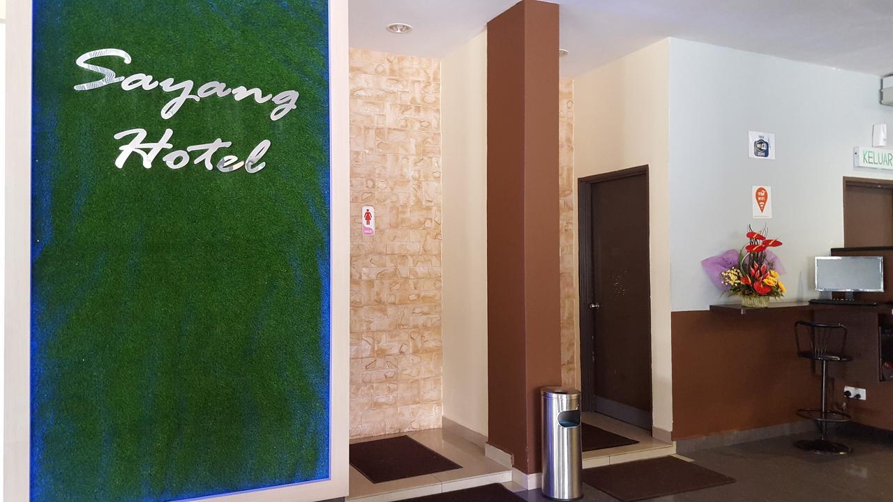 Sayang Hotel Kulai Esterno foto
